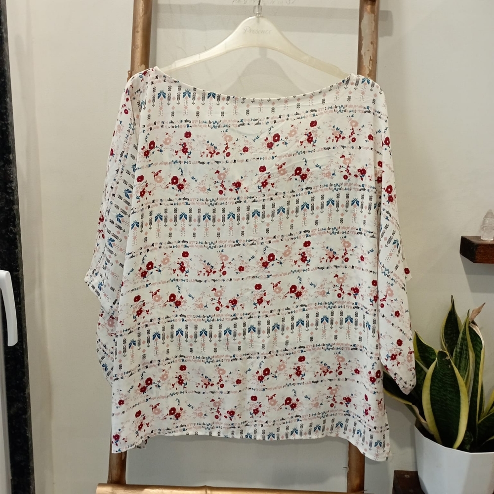 Floral Drop Shoulder Top - Picture 13 of 15